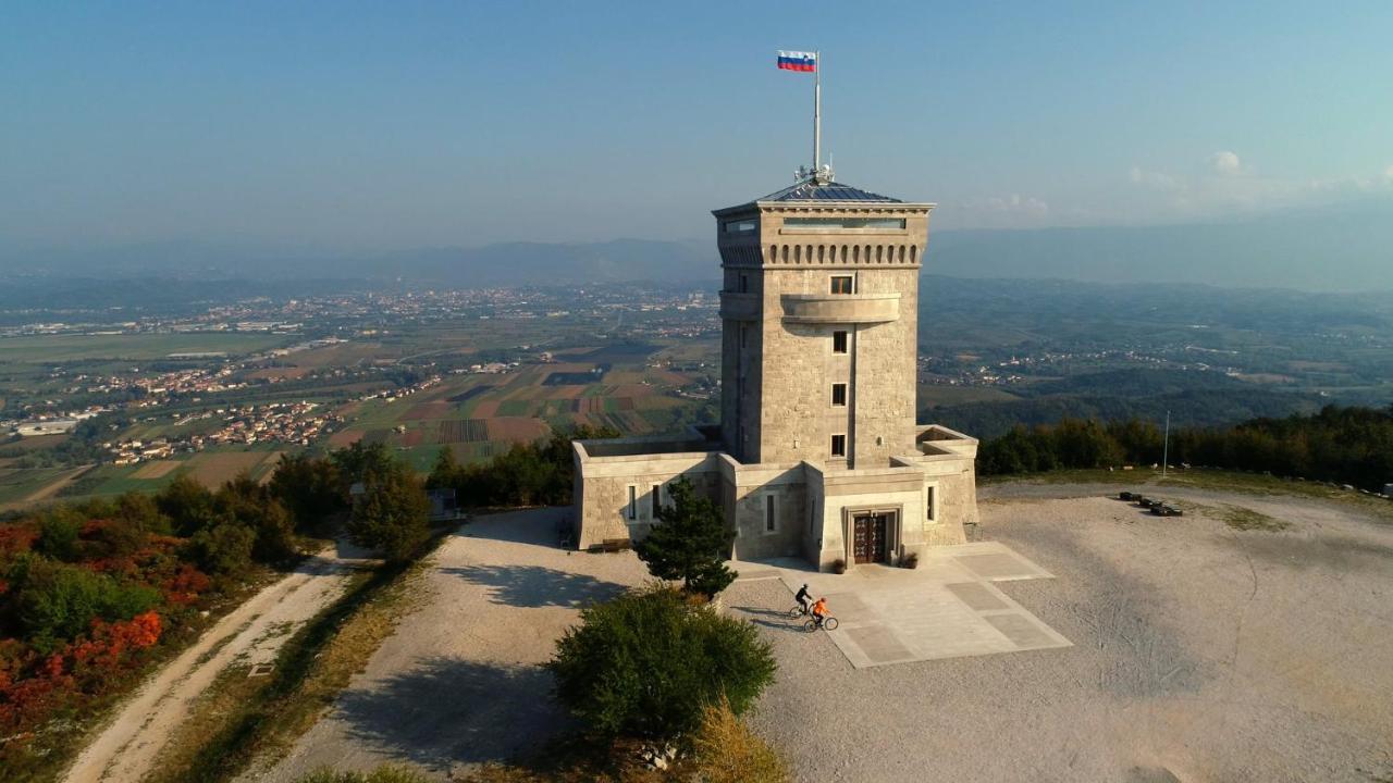 Vila Brinovka Kostanjevica na Krasu Exterior photo